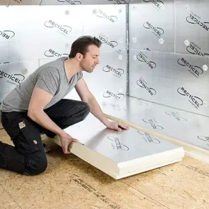 Panneau d‘isolation thermique en polyuréthane Fitforall - Épaisseur 82 mm - l.0,60 x L.1,20 m RECTICEL Commander Vite