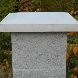 Must-Have Chapeau de pilier plat demi-pente 37 x 37 x 3,5 cm gris GGI
