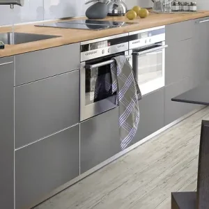 Plan de travail stratifié - Chêne - L180xP62cm - Ep 2,8cm KAINDL Prix Promo