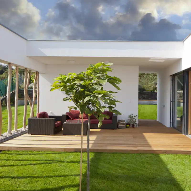Jusqu'à Épuisement Des Stocks Lame de terrasse en pin thermo traitée striée/lisse - 26 x 117 x 2100 mm - HENRY TIMBER