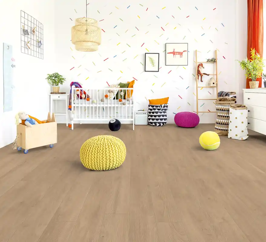 Nouvelle Collection Sol stratifié décor chêne ELBA ép. 10mm 15,7 x 138 cm AC5 compatible pièce humide paquet de 1,30m² - KRONOTEX