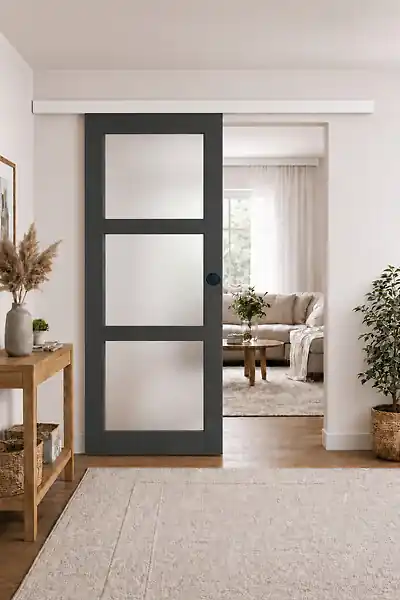 Meilleure Vente Porte Coulissante Blakeria Vitrée Gris Anthr H204 x L93 cm, Rail Alu Bandeau Blanc, Coquilles Noir GD MENUISERIES